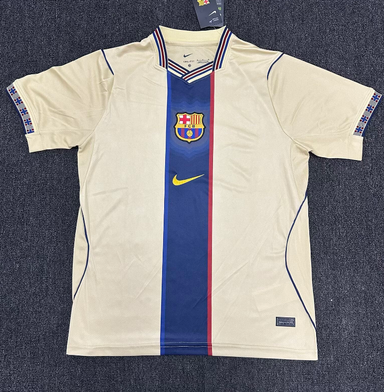 Versión Aficionado 26/27 Barcelona Edición Retro