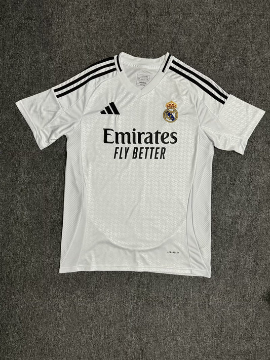 24/25 Real Madrid Local - Aficionado